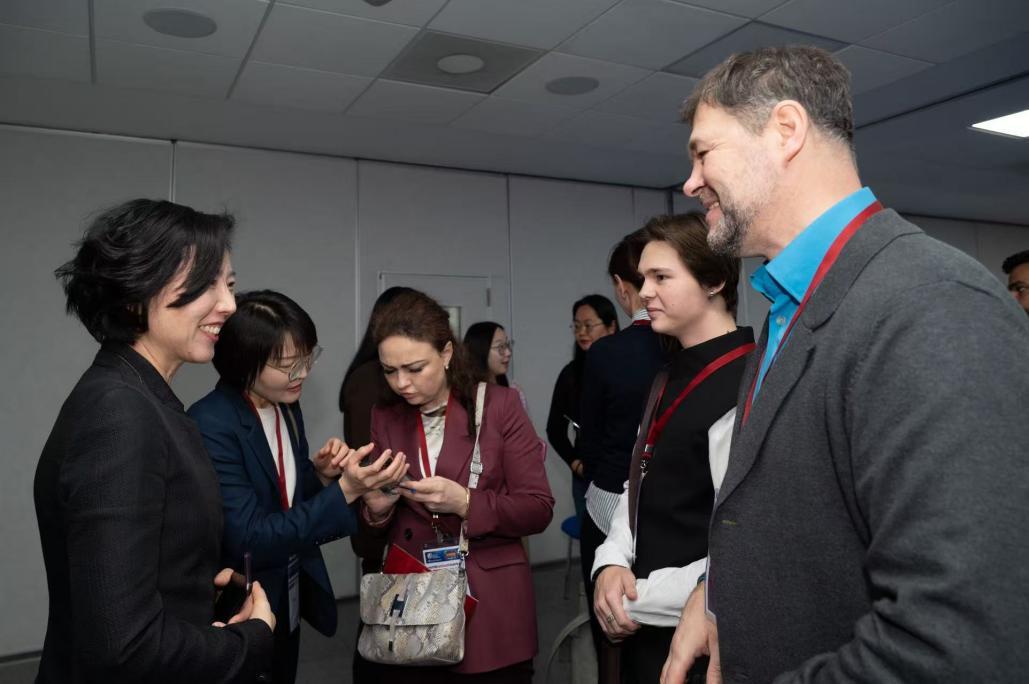 C:/Users/赵瑜月/Desktop/新建文件夹/微信图片_20251130140908_46_5.jpg微信图片_20251130140908_46_5